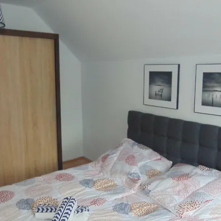 Idylla Проживання в сім'ї *